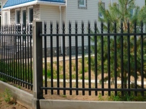 Сварные заборы на ленточном фундаменте 12 метров фото в Серебряных Прудах