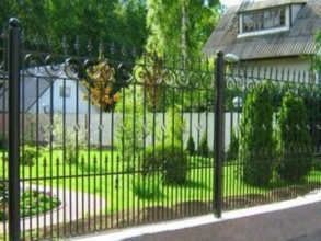 Кованые заборы на ленточном фундаменте 80 метров фото в Серебряных Прудах