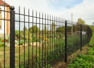 Сварные заборы с забивными столбами  12 метров фото в Серебряных Прудах